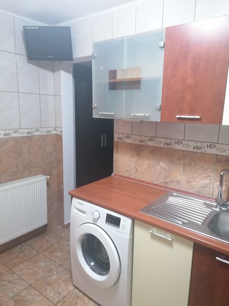 Drumul Taberei, Favorit,